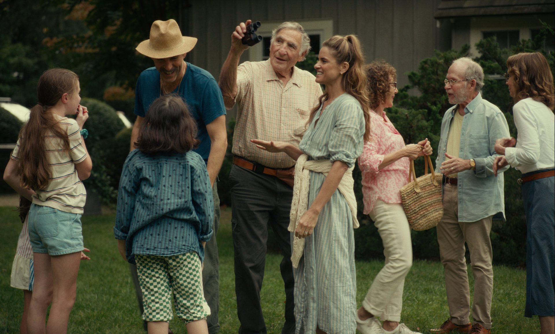 FL_CD_Master_Stills_Pull_1.1.25_00099584_1